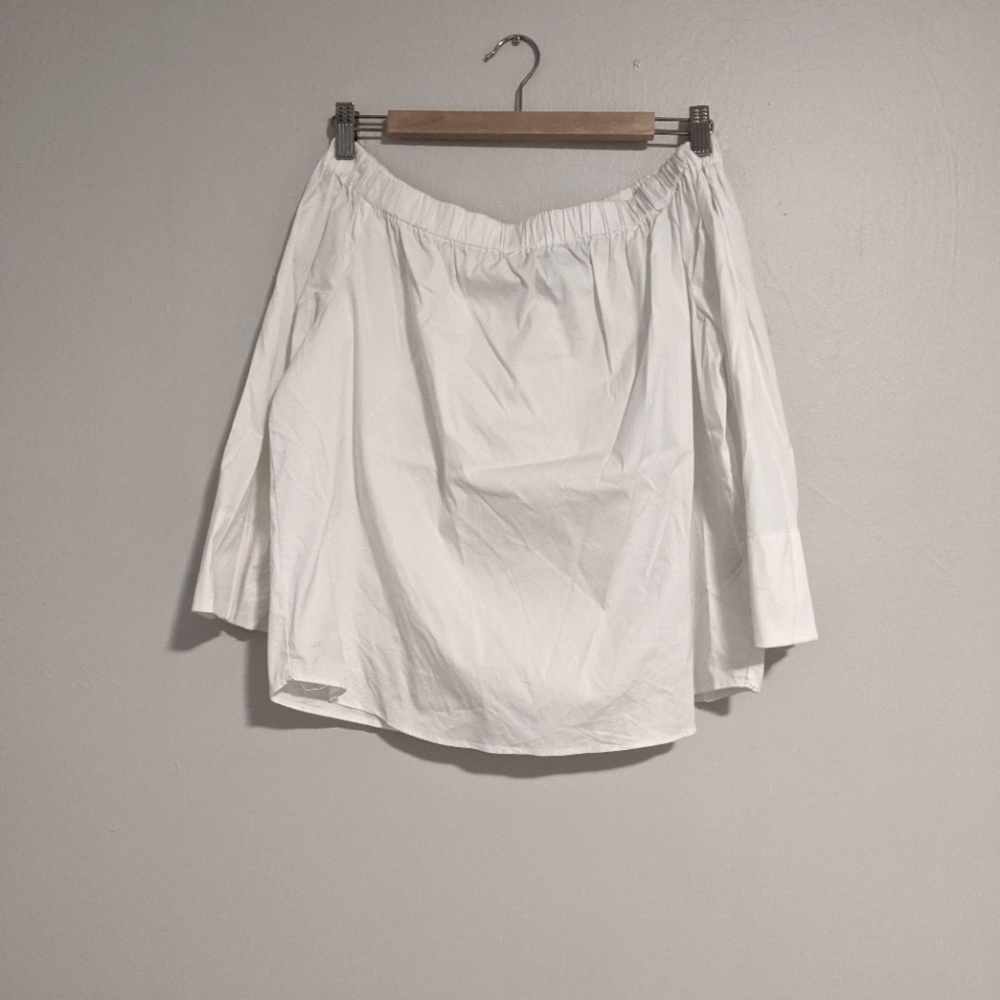 Zara off the shoulder 3/4 sleeve blouse.